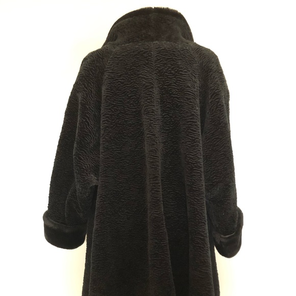 Neiman Marcus Vintage Black Winter Swing Coat - Picture 4 of 7